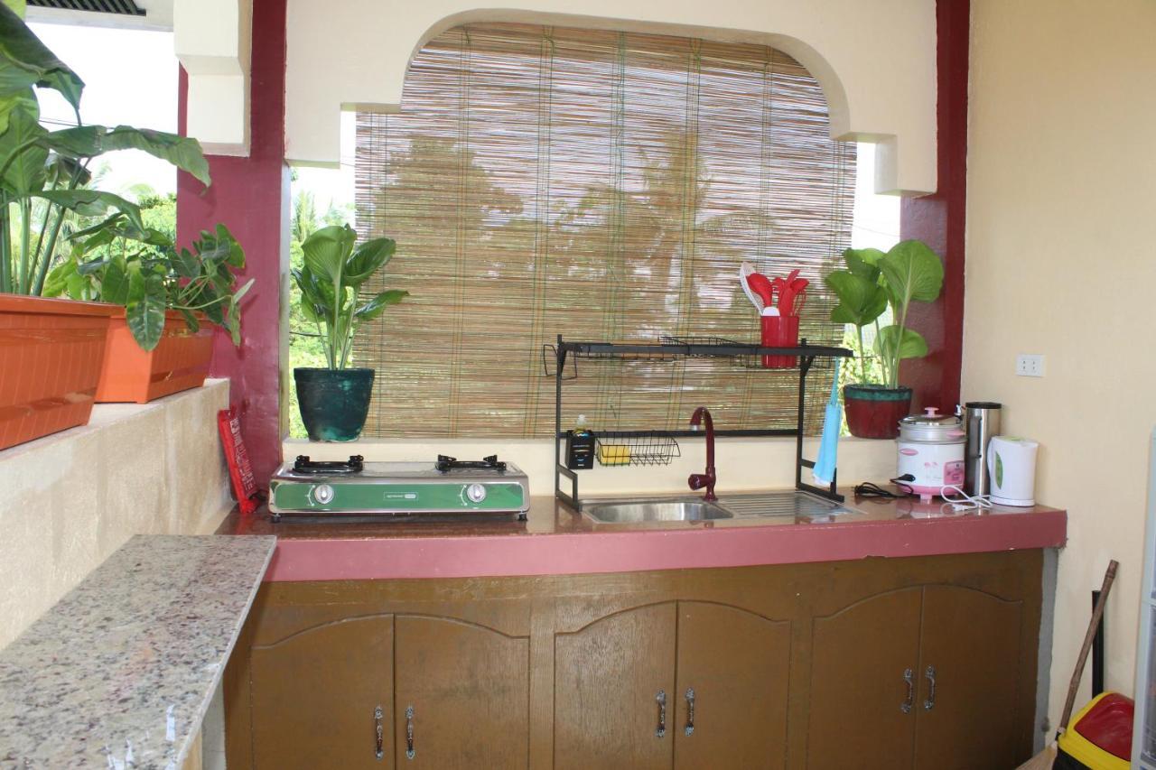 Peace Lily Studio Apartments Panglao Bagian luar foto