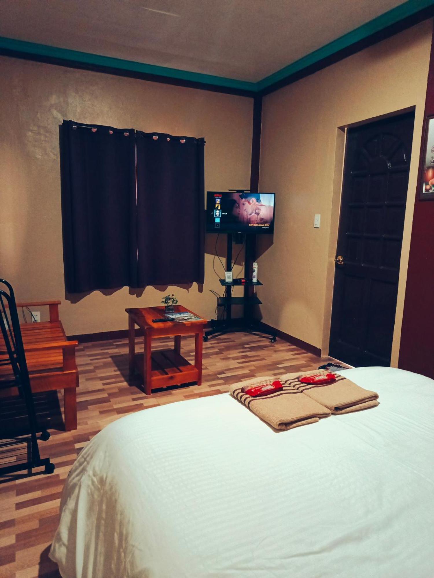 Peace Lily Studio Apartments Panglao Bagian luar foto